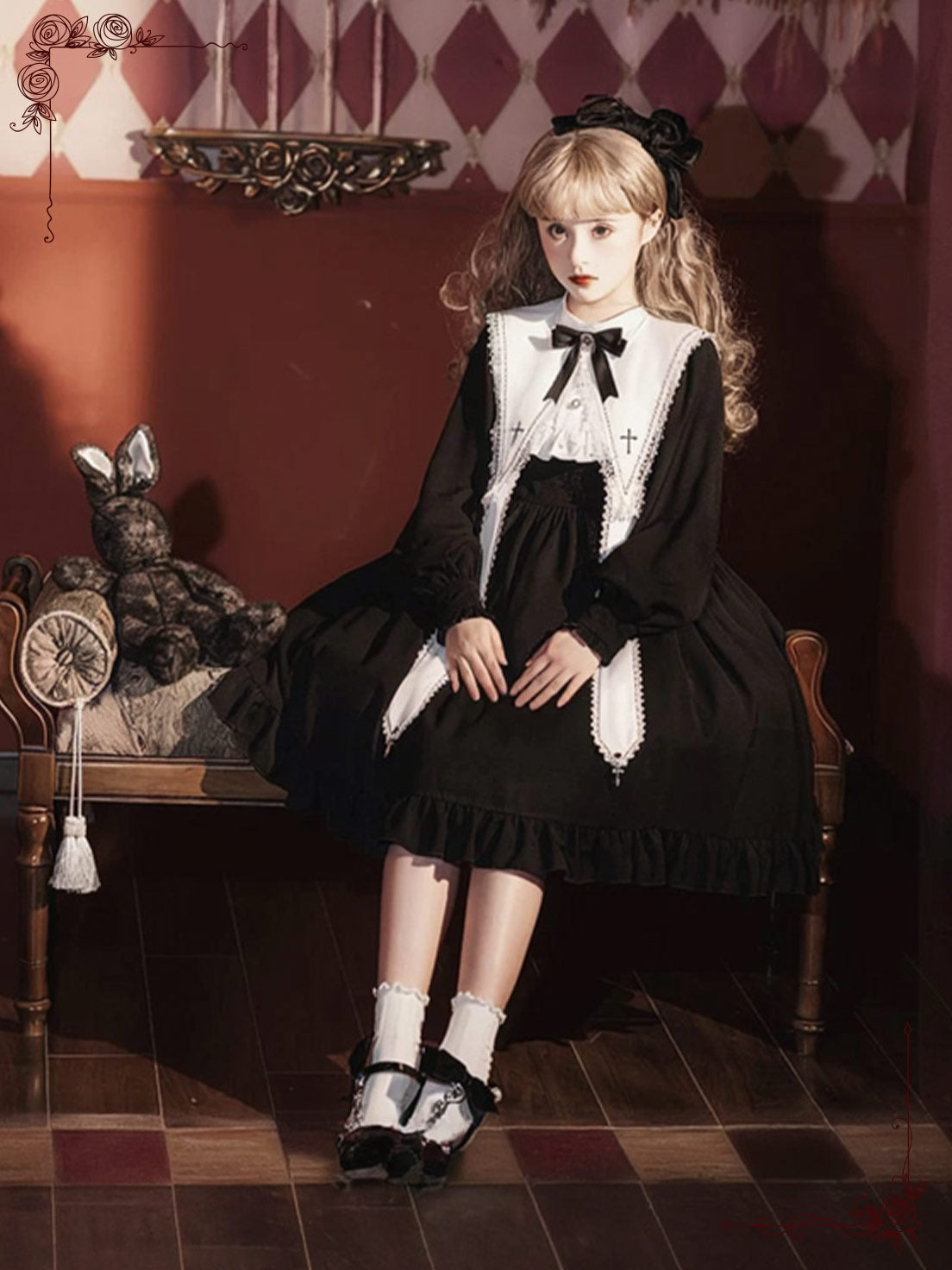 Black Gothic Lolita Long Sleeved Dress Anthem Cross Pattern for Autumn